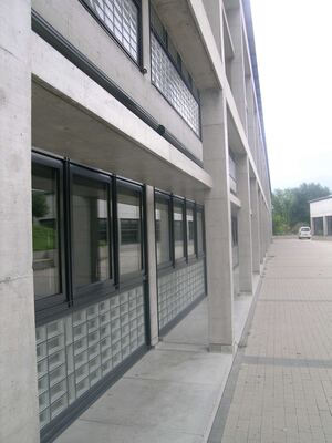 BUEHRING_SCUOLA_MEDIA_BREG09
